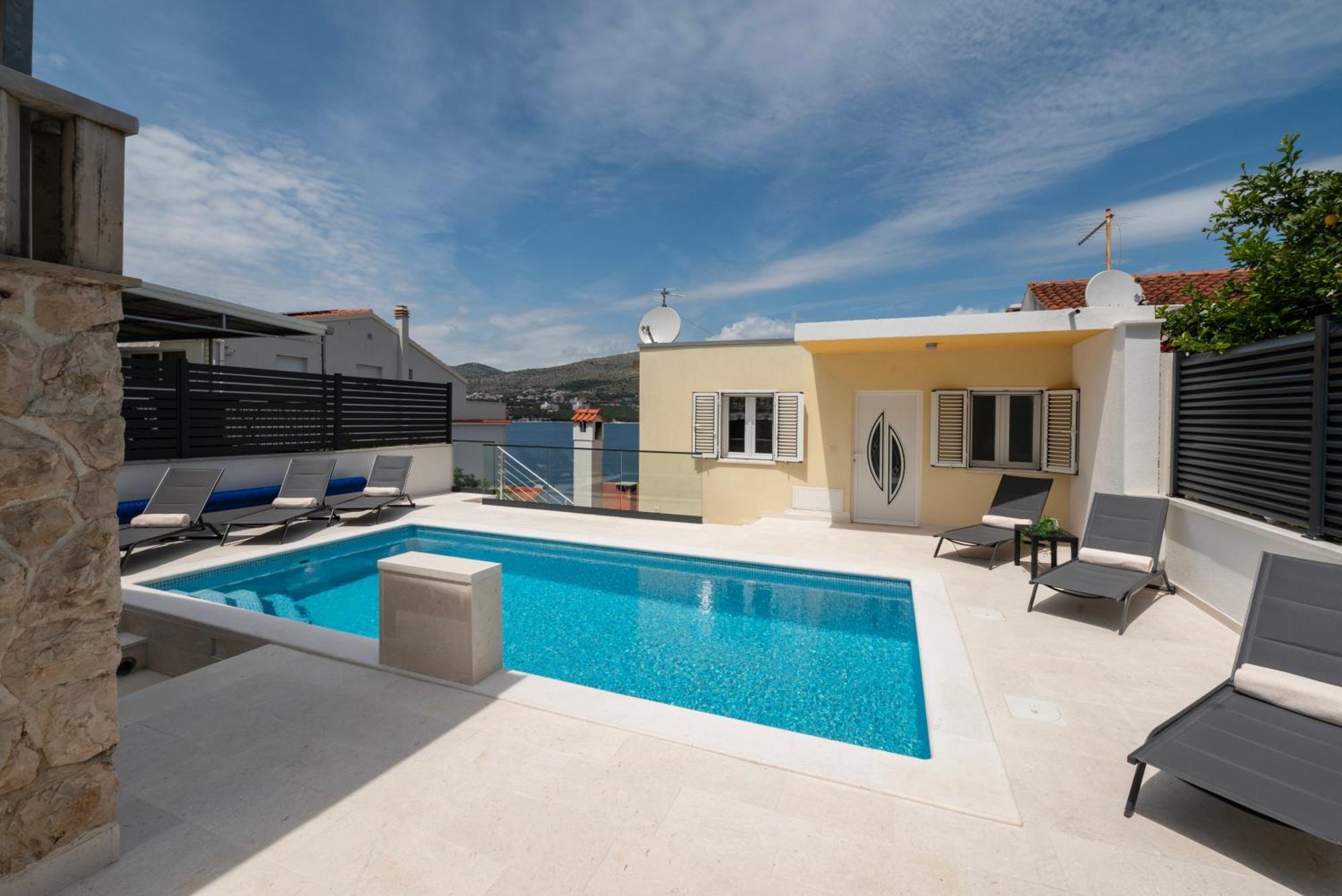 Lavanda Residence With Heated Pool Trogir Split Donji Okrug  Buitenkant foto