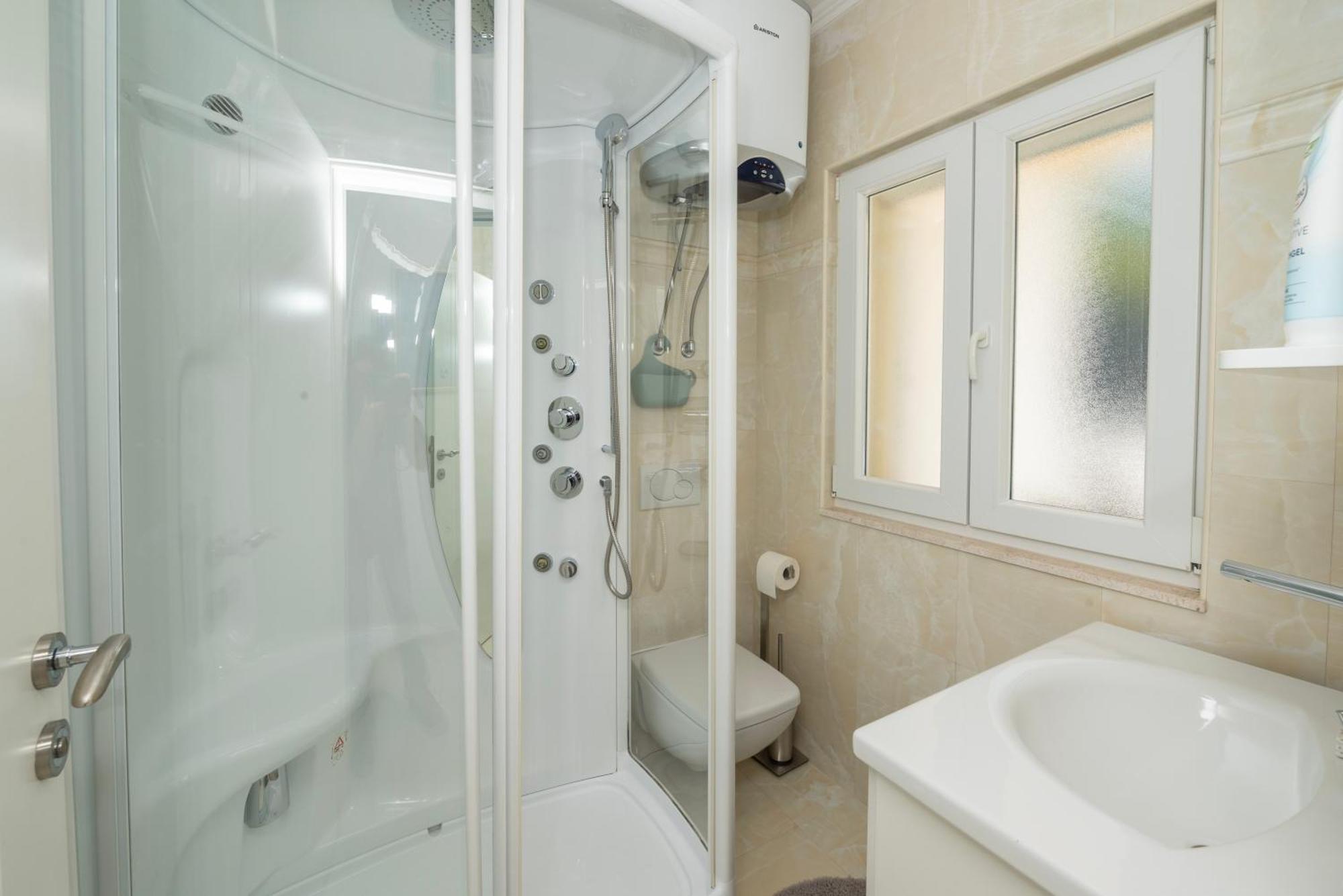 Lavanda Residence With Heated Pool Trogir Split Donji Okrug  Buitenkant foto