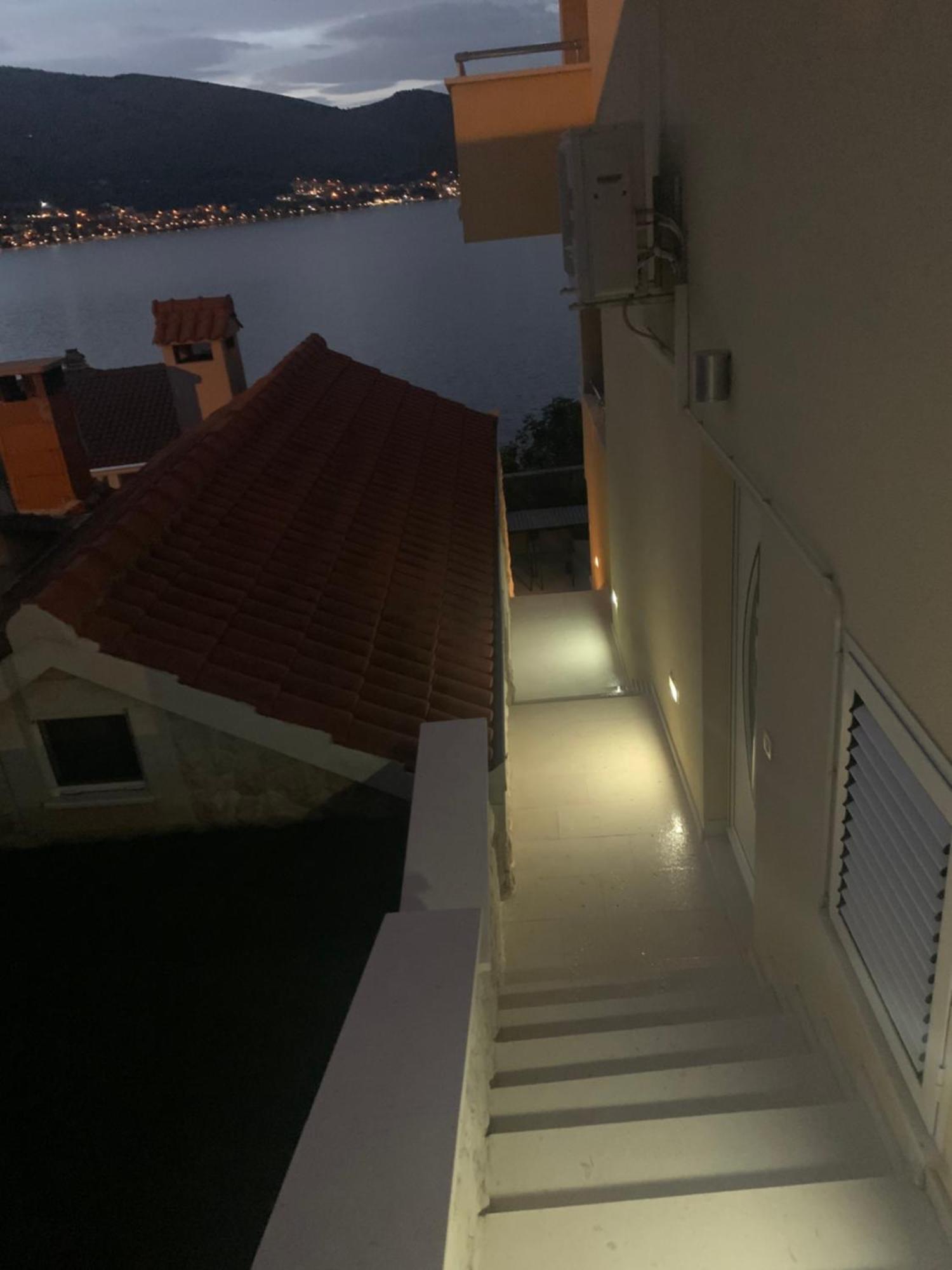 Lavanda Residence With Heated Pool Trogir Split Donji Okrug  Buitenkant foto