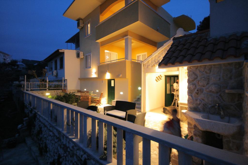 Lavanda Residence With Heated Pool Trogir Split Donji Okrug  Kamer foto